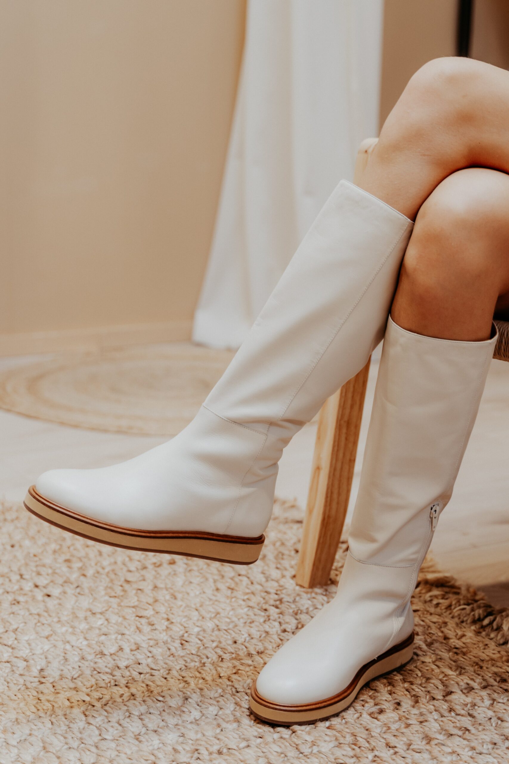 witte-laarzen-034lpt-1.jpg